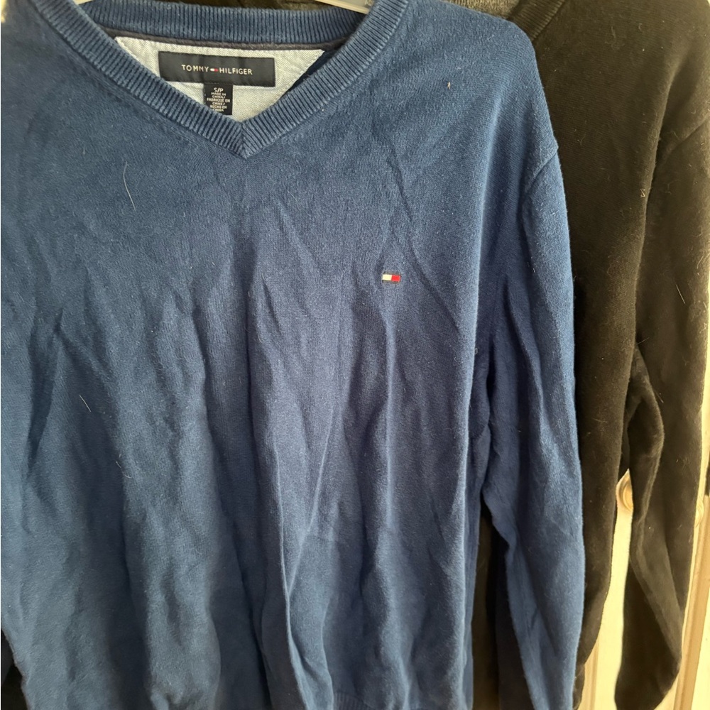 Tommy Hilfiger Men's Sweater size small blue and black bundle